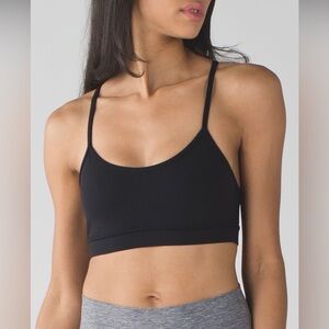 Lululemon Flow Y Women's Sports Bra With Mesh Back in Black